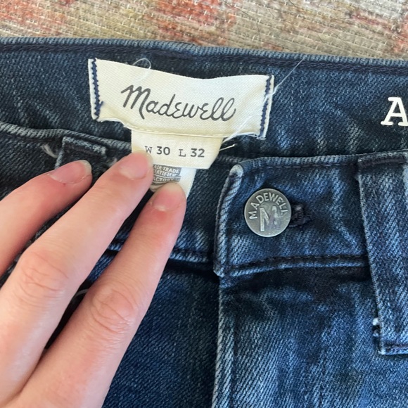 Men’s Madewell Athletic Slim Jeans - Picture 3 of 5